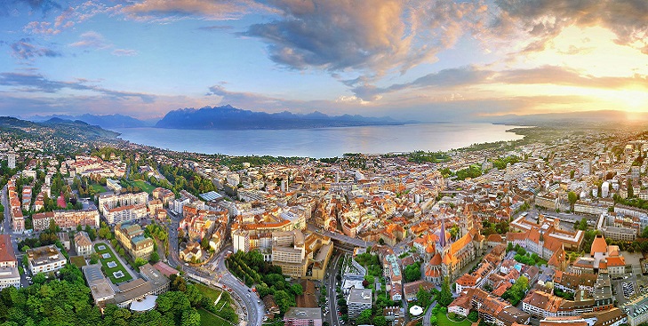 1693280214-general_lausanne_vue_ciel_copyright_www_diapo_ch